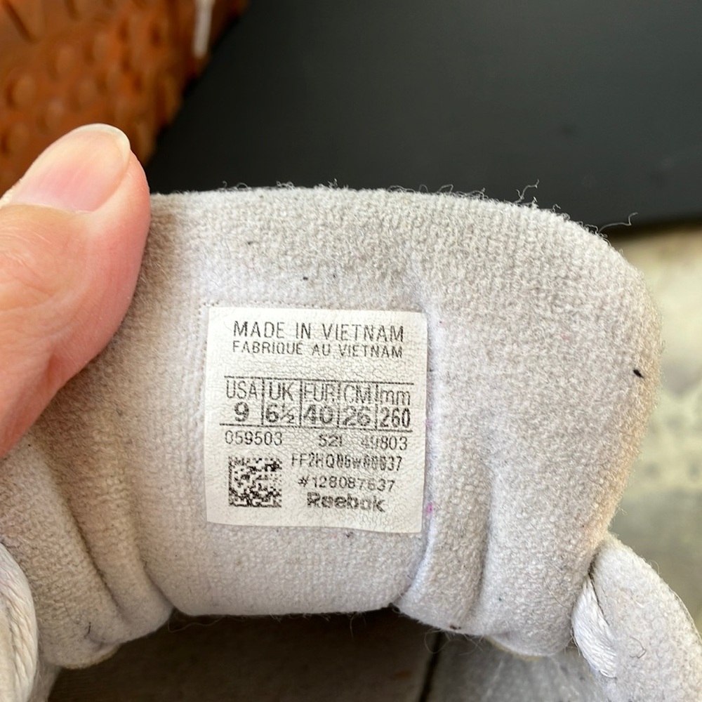 Classic leather Reebok size 9 - Picture 2 of 10